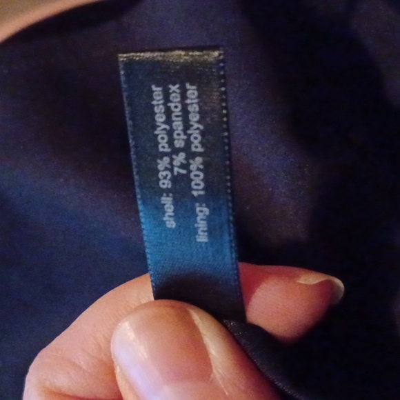 💙🌺The Limited Black Satin Skirt - Picture 4 of 10